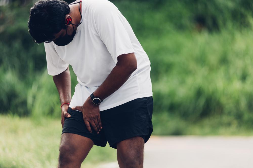 How to treat a corked thigh during sport