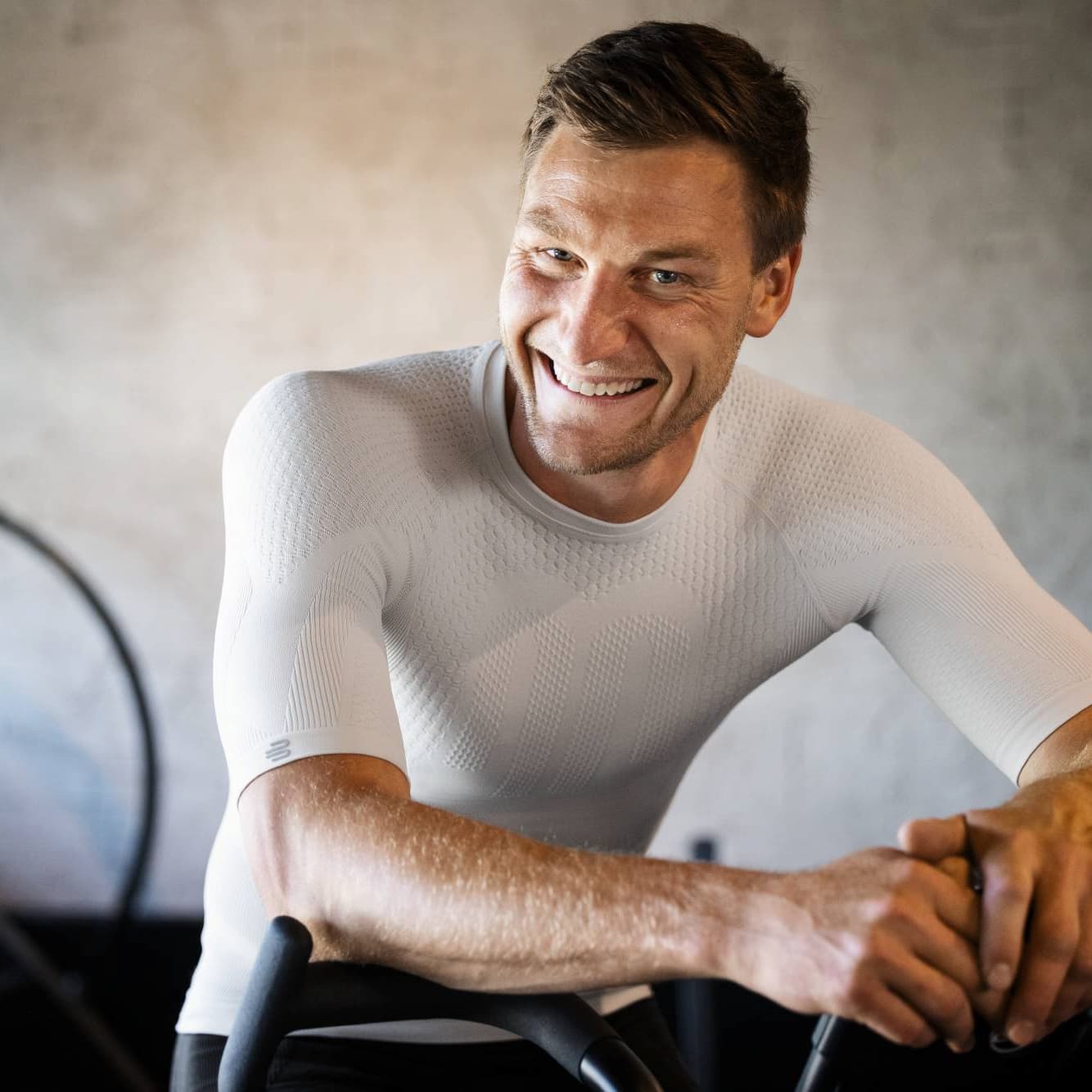 Sports Compression Shirt Short Sleeve - Men