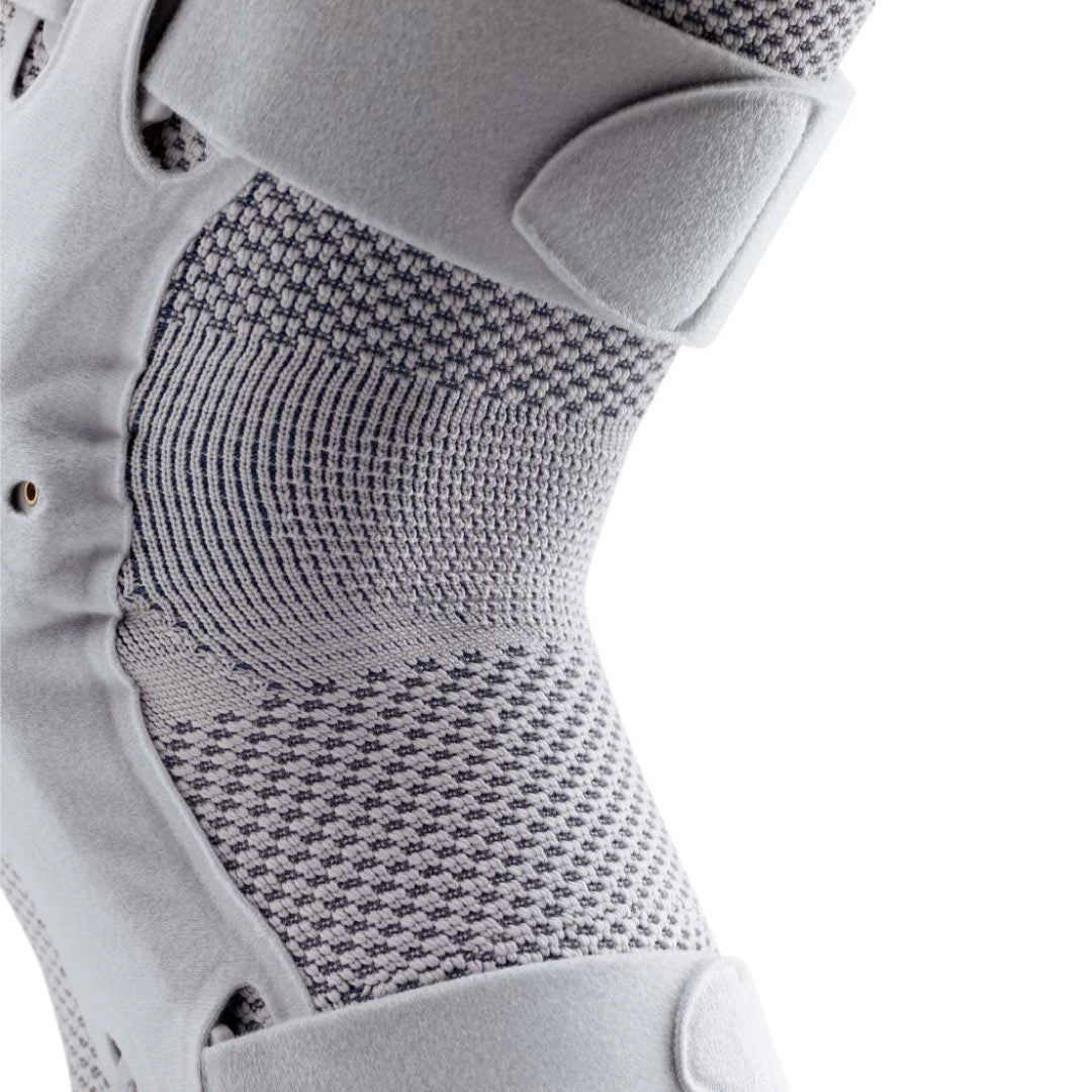 GenuTrain S Pro Hinged Knee Brace - Bauerfeind New Zealand