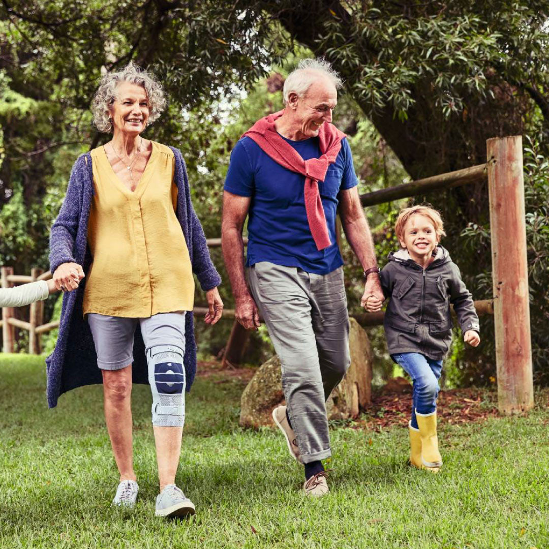 GenuTrain S Pro Hinged Knee Brace - Bauerfeind New Zealand