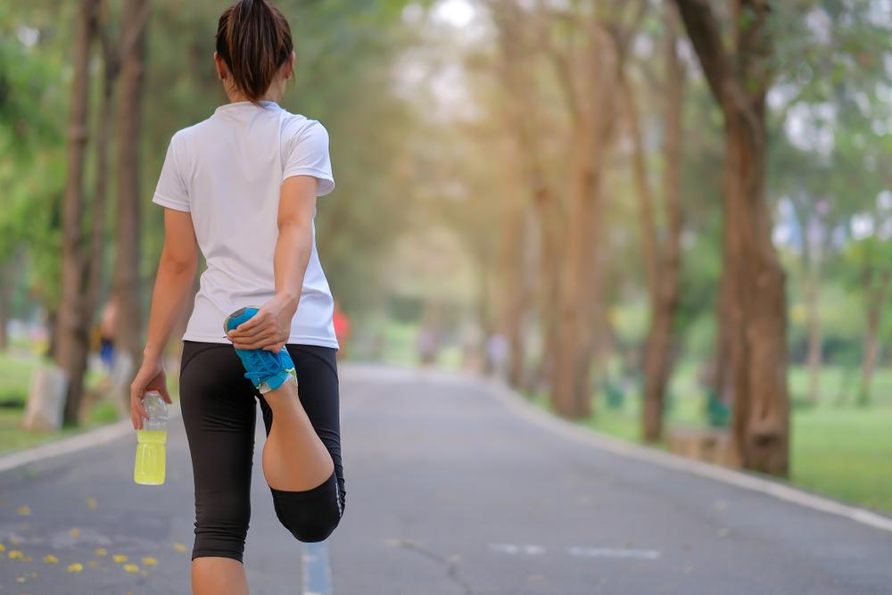Is It Okay to Walk With Knee Pain?