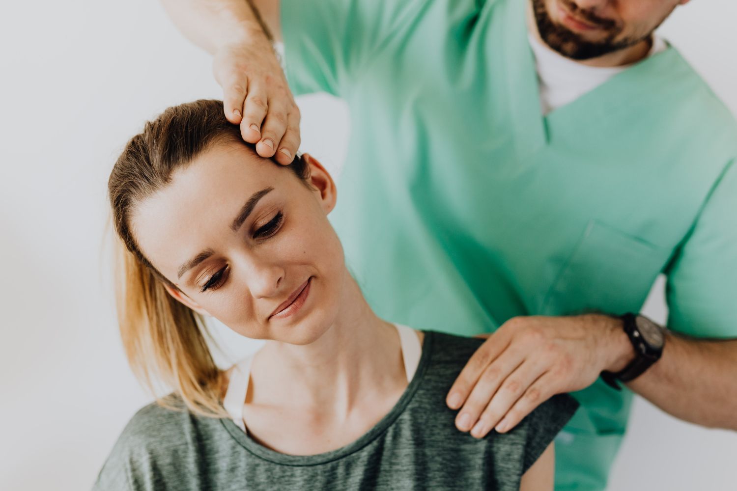 Managing Neck Pain and Strains