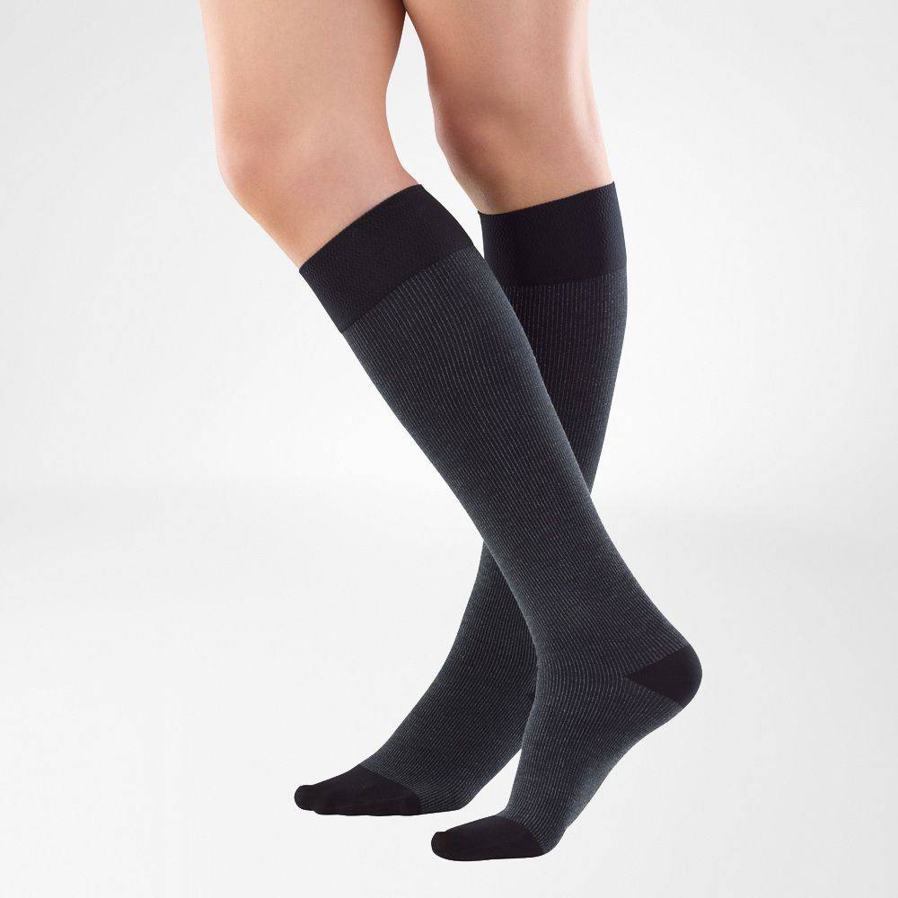 VenoTrain Cocoon Compression Stockings, Knee High, Class 2, Closed Toe, Black - Bauerfeind New Zealand